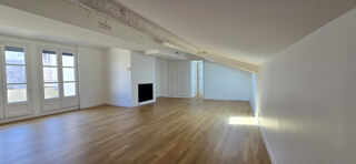  Appartement à louer 6 pièces 167 m²