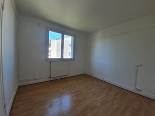  Appartement à louer 3 pièces 52 m²