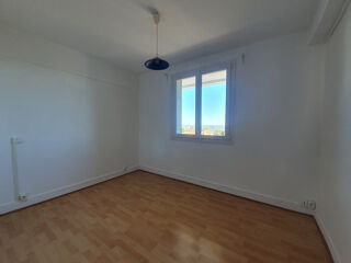  Appartement à louer 3 pièces 52 m²