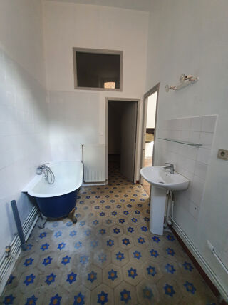  Appartement � louer 2 pi�ces 70 m�