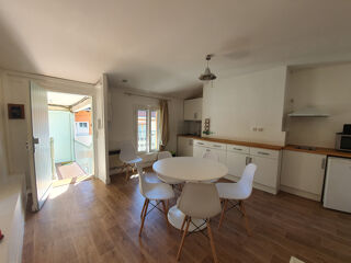  Appartement à louer 2 pièces 33 m²