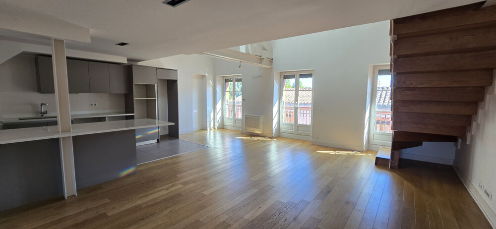 Location Appartement Les Carmes - Appartement T4 duplex dans résidence de standing Toulouse