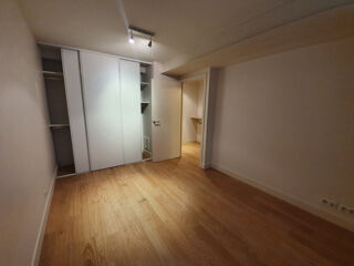  Appartement à louer 2 pièces 52 m²