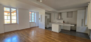  Appartement � louer 4 pi�ces 114 m�