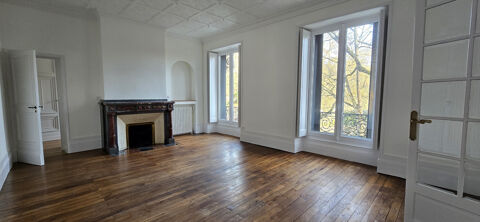  Appartement � louer 5 pi�ces 162 m�