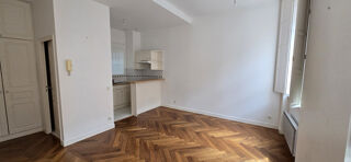  Appartement à louer 2 pièces 39 m²