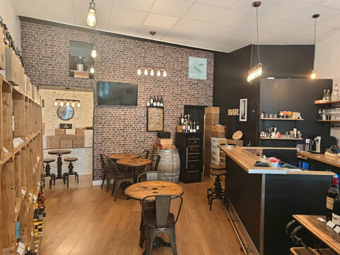 Hy&egrave;res - Centre ville : Fonds de commerce avec terrasse 90000 83400 Hyeres