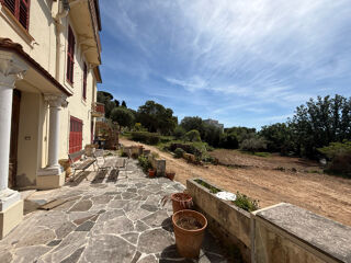  Propriété/château à vendre 12 pièces 250 m²
