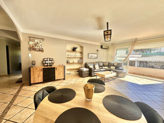  Maison � vendre 7 pi�ces 250 m�