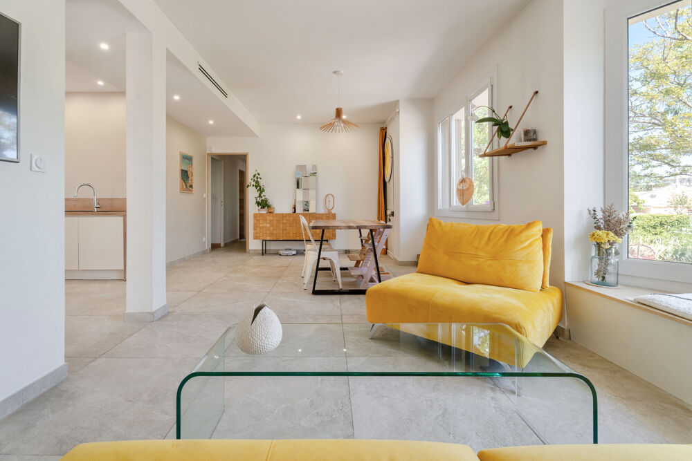 La Valette-du-Var Maison de caractère des années 1938, 160m2 H, entièrement rénovée Garage 644 m2