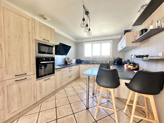  Maison � vendre 7 pi�ces 250 m�