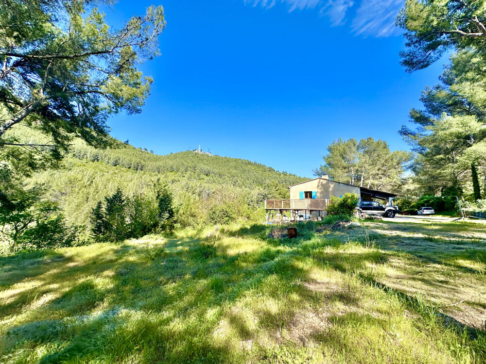 Maison T4 de 110 m2 au Revest-les-Eaux