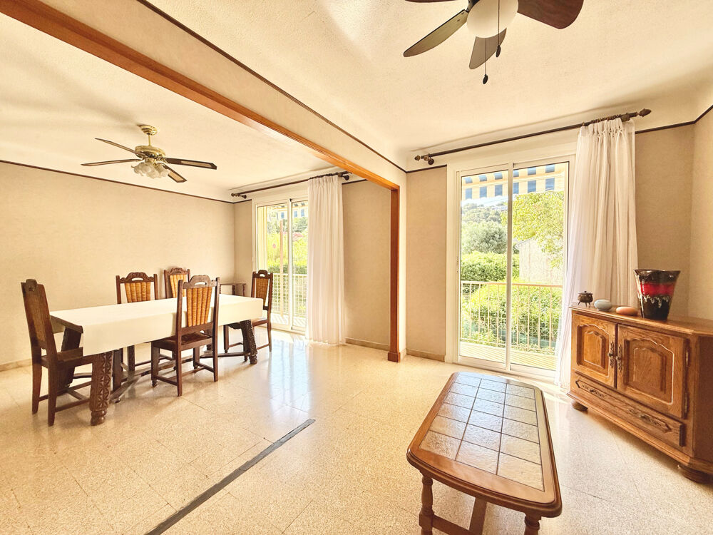 EXCLUSIVITÉ TOULON IMMOBILIER APPARTEMENT T4 AU COEUR DE SAINT-MANDRIER-SUR-MER