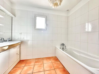  Maison  vendre 5 pices 166 m