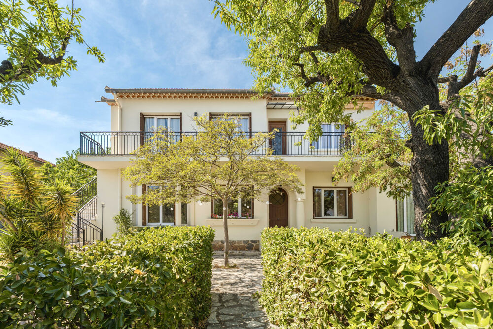 La Valette-du-Var Maison de caractère des années 1938, 160m2 H, entièrement rénovée Garage 644 m2