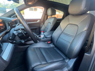 Divers Coupe 3.0 V6 E-HYBRID 519 S Cayenne S 2024 occasion 64600 Anglet