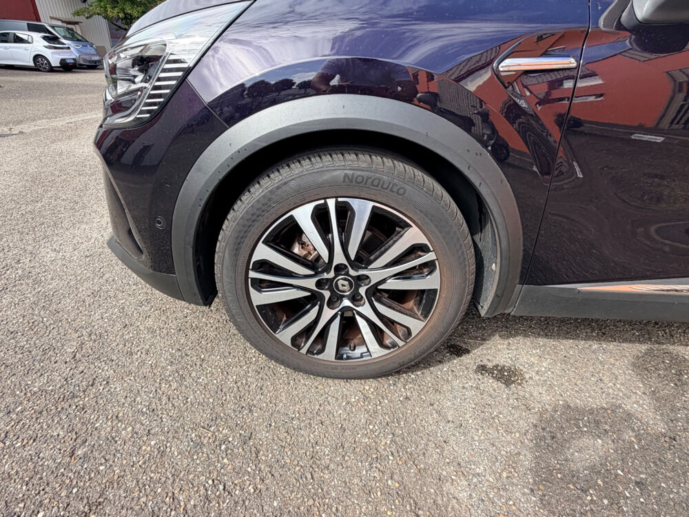 Captur E-Tech Plug-in 160 Initiale Paris 2020 occasion 64600 Anglet