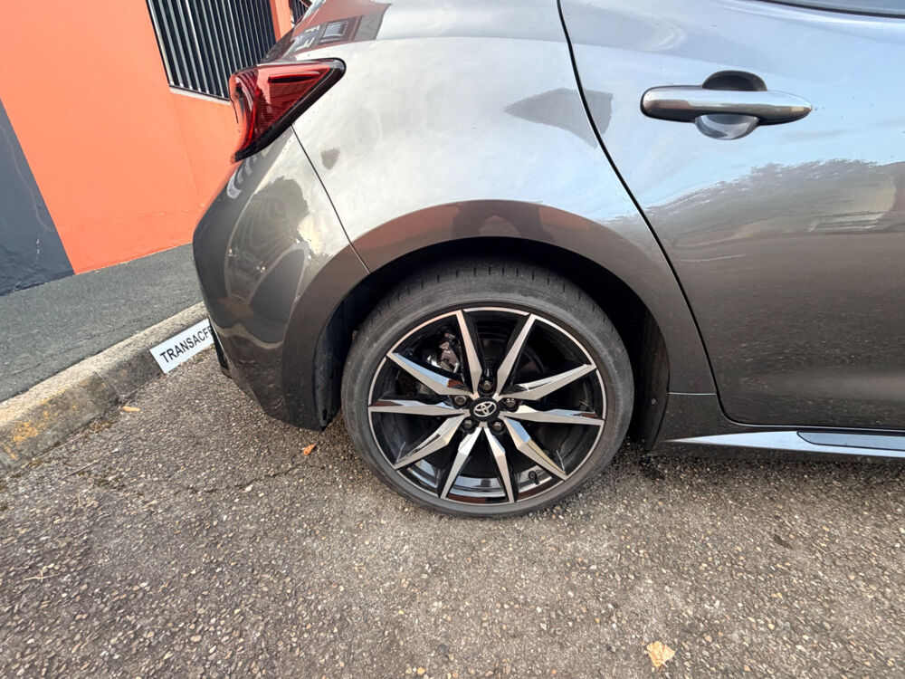 Corolla Hybride 140ch GR Sport 2025 occasion 64600 Anglet