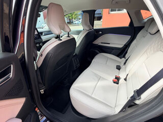 Captur E-Tech Plug-in 160 Initiale Paris 2020 occasion 64600 Anglet