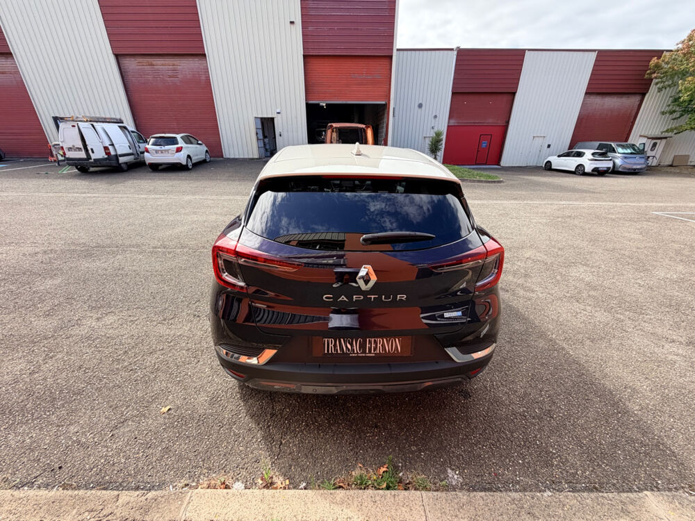 Captur E-Tech Plug-in 160 Initiale Paris 2020 occasion 64600 Anglet