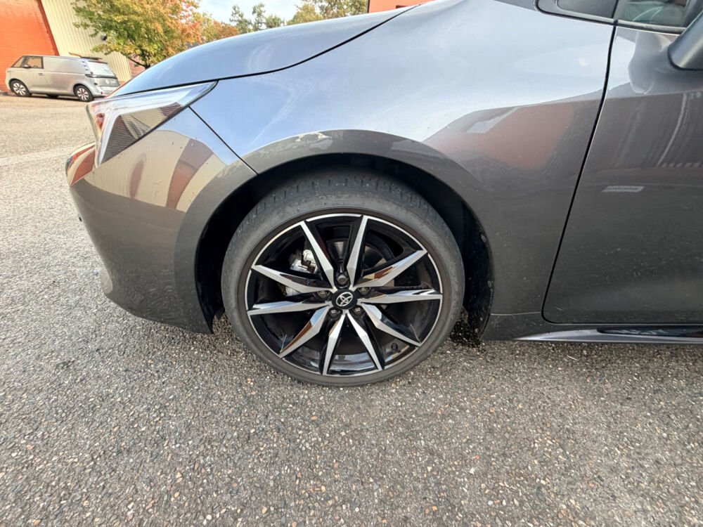 Corolla Hybride 140ch GR Sport 2025 occasion 64600 Anglet