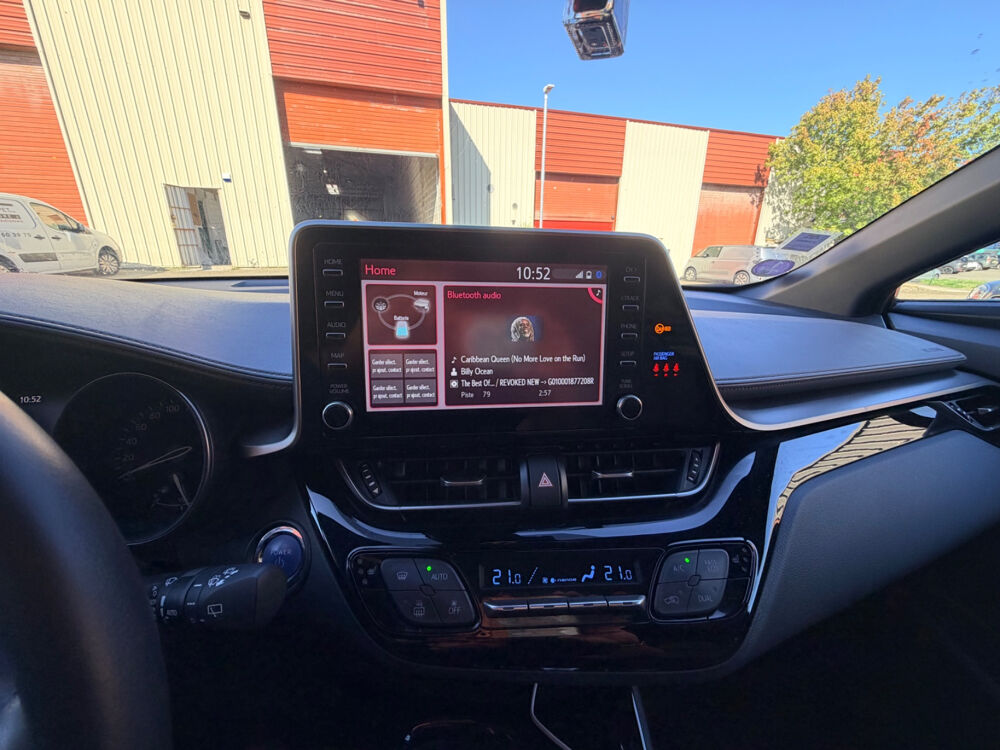 C-HR Hybride 2.0L Distinctive 2021 occasion 64600 Anglet