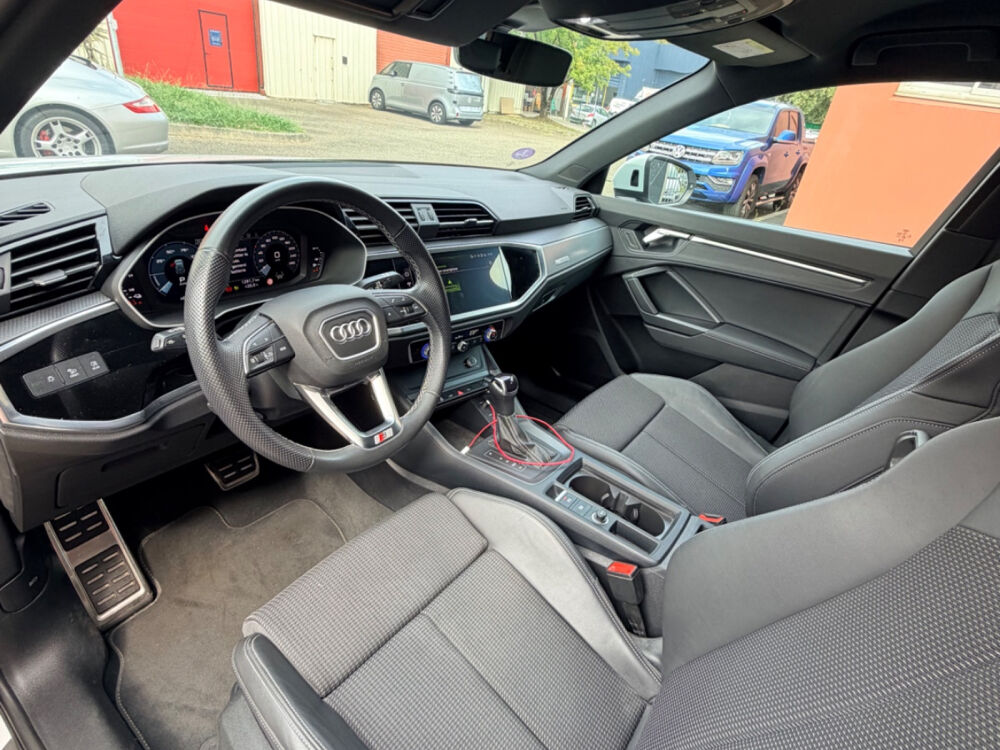Q3 45 TFSIe 245 ch S tronic 6 S line 2023 occasion 64600 Anglet