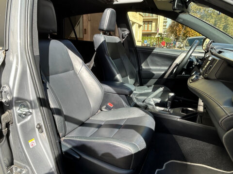 RAV 4 2.5i AWD LOUNGE 2018 occasion 78000 Versailles
