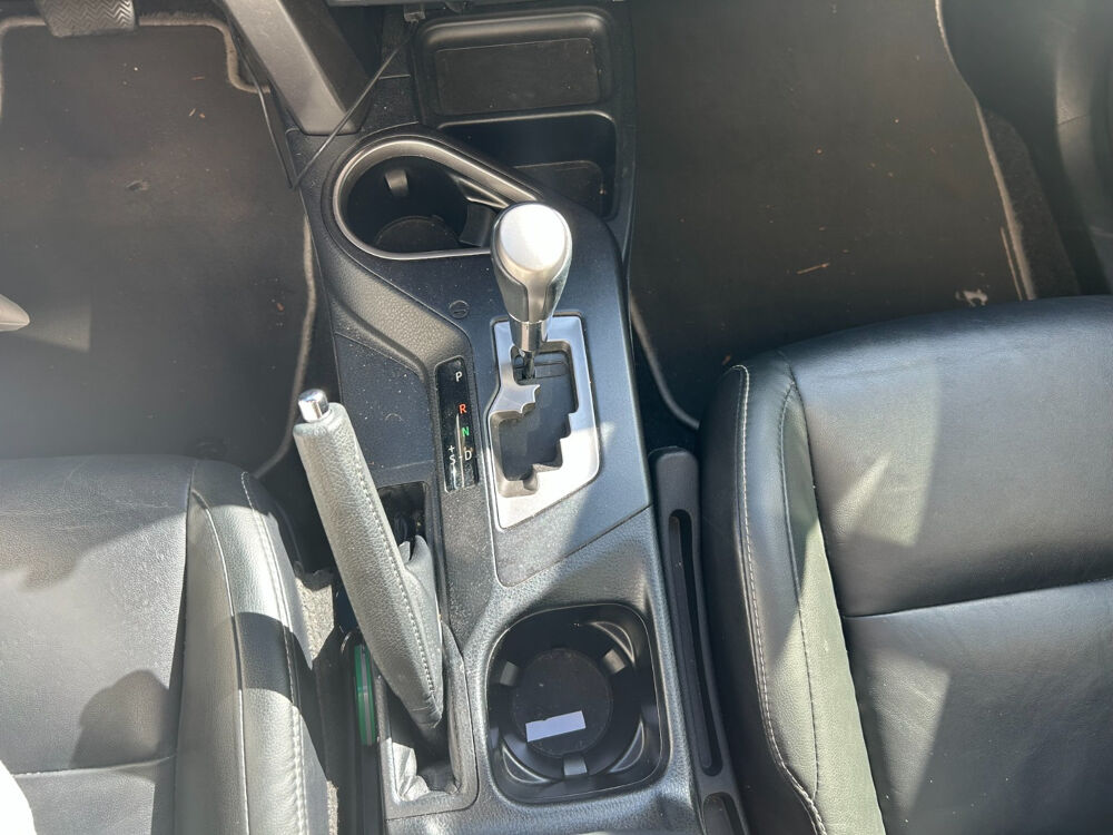 RAV 4 2.5i AWD LOUNGE 2018 occasion 78000 Versailles