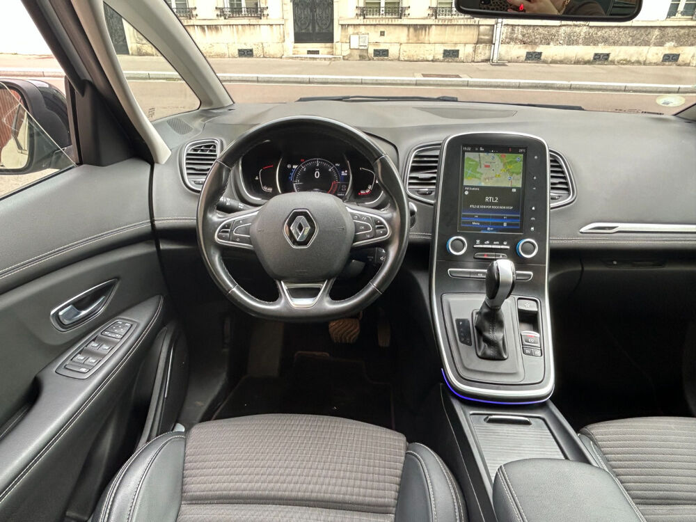 Sc&eacute;nic 1.6 INTENS 2017 occasion 78000 Versailles