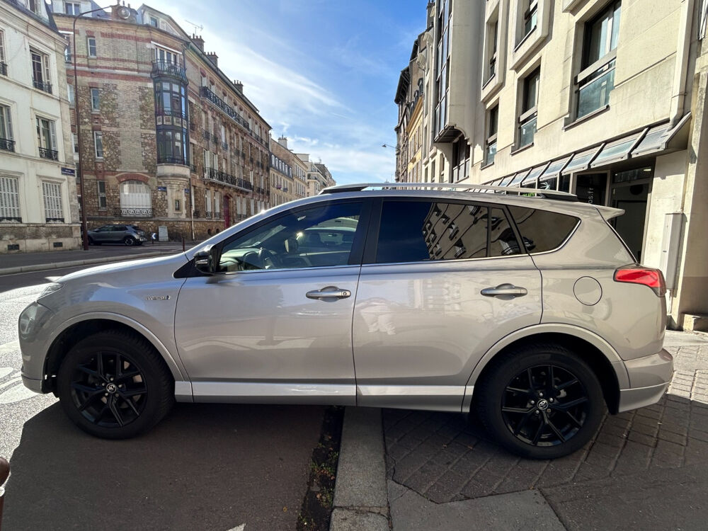 RAV 4 2.5i AWD LOUNGE 2018 occasion 78000 Versailles