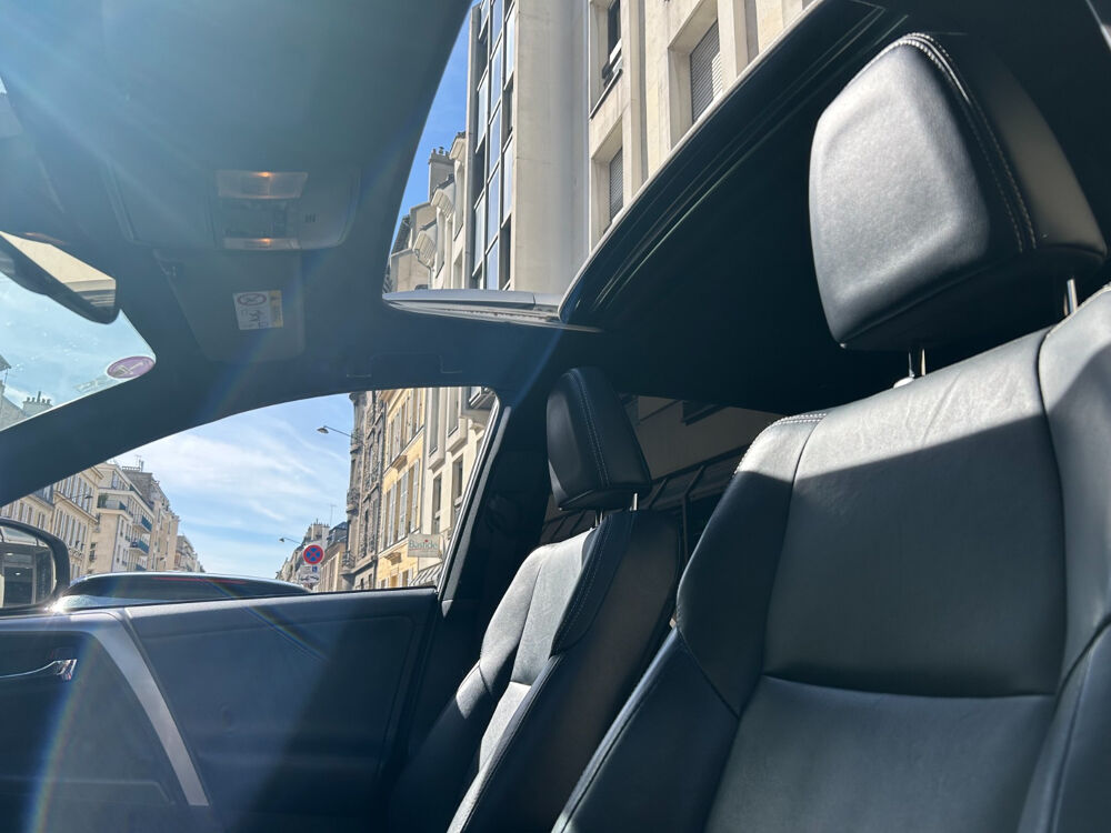 RAV 4 2.5i AWD LOUNGE 2018 occasion 78000 Versailles