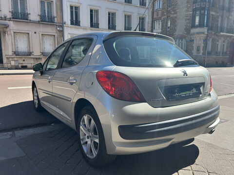207 1.6 VTi 16V 120ch Premium 2008 occasion 78000 Versailles