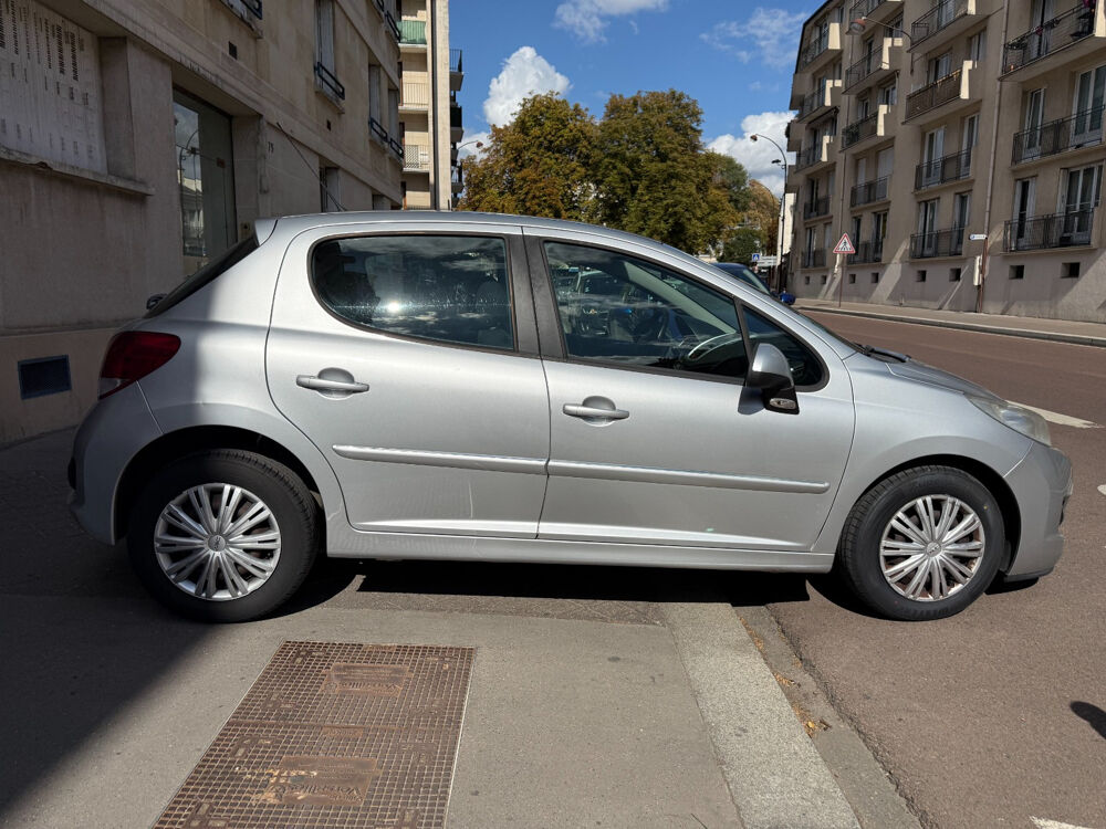 207 1.4 VTi 95ch Active 2011 occasion 78000 Versailles