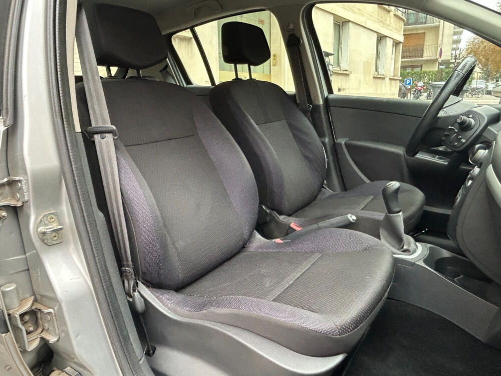 Clio III Clio 1.5 dCi 70 Expression 2006 occasion 78000 Versailles