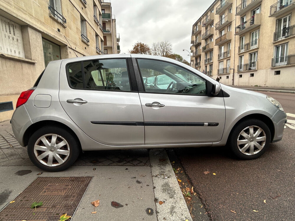 Clio III Clio 1.5 dCi 70 Expression 2006 occasion 78000 Versailles