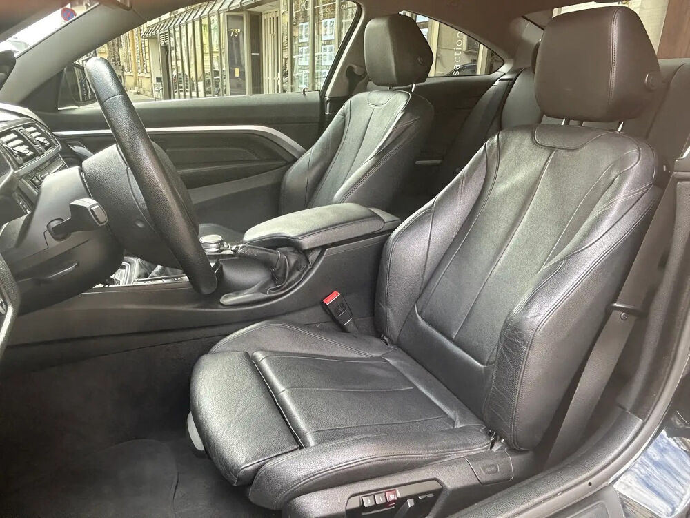 S&eacute;rie 4 Coup&eacute; 420i 184 ch Luxury 2014 occasion 78000 Versailles