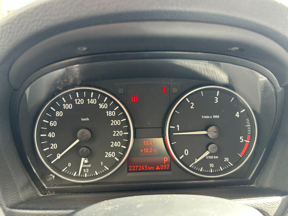 S&eacute;rie 3 Touring 320d 163ch Confort A 2006 occasion 78000 Versailles