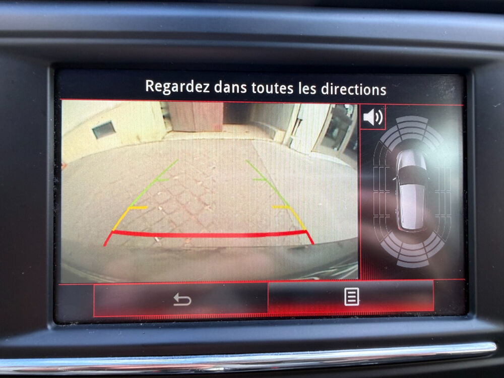 Kadjar TCe 130 Energy Intens EDC 2016 occasion 78000 Versailles