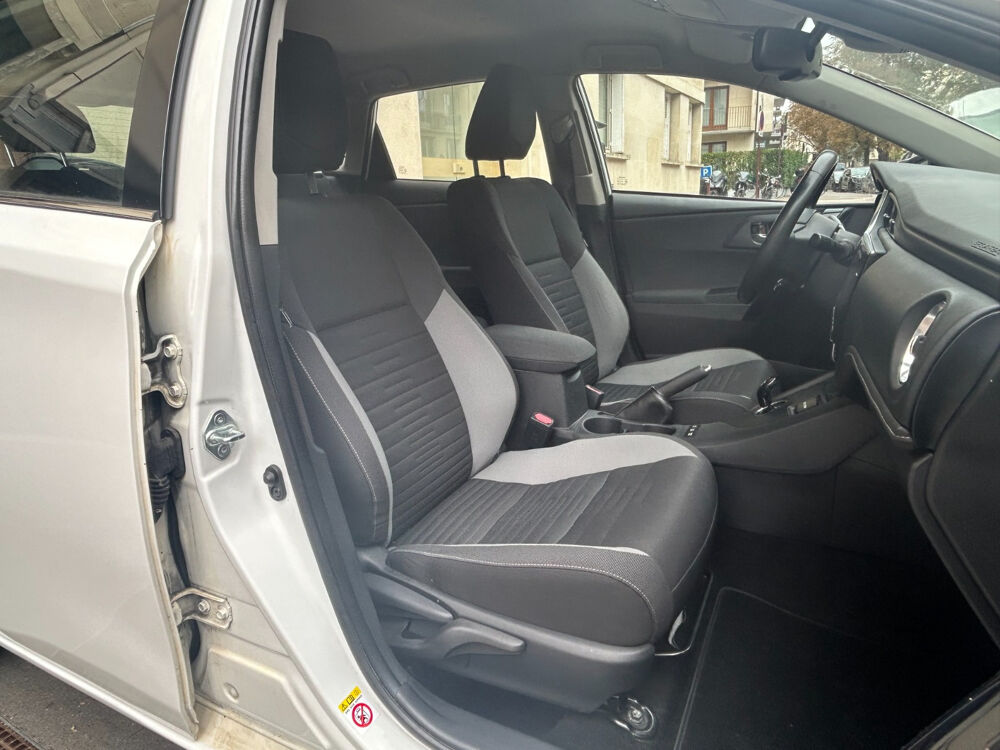 Auris Hybride 136h Business 2016 occasion 78000 Versailles