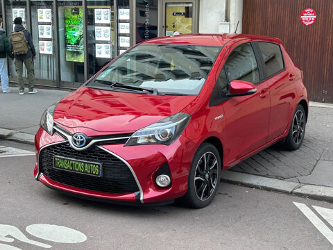 Toyota Yaris Hybride 100h Collection 2016 occasion Versailles 78000