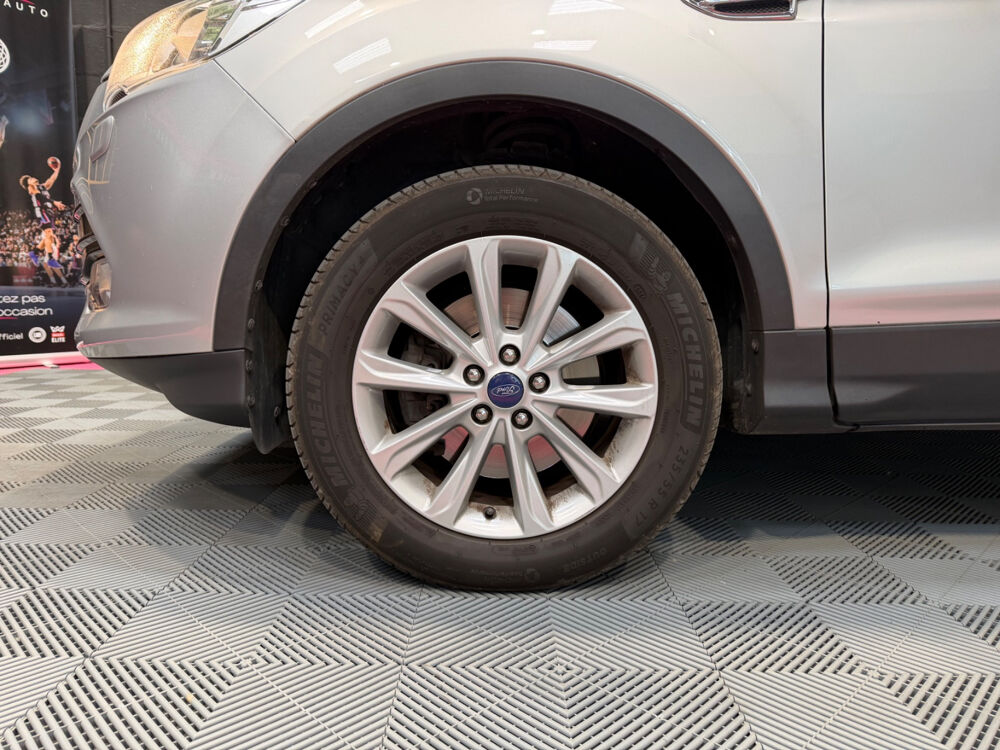 Kuga 2.0 TDCi 150 S&S 4x4 Titanium Powershift A 2015 occasion 44150 Ancenis