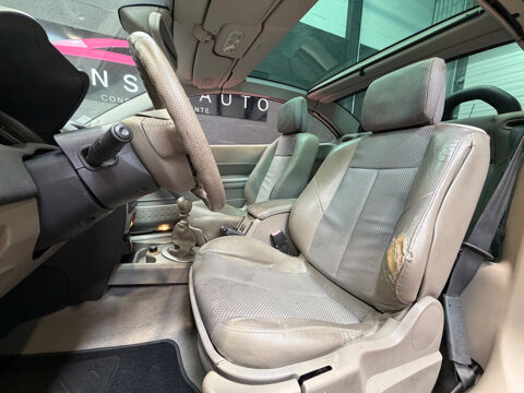 M&eacute;gane II CC M&eacute;gane CC 1.9 dCi 120 Luxe Privil&egrave;ge 2006 occasion 44150 Ancenis