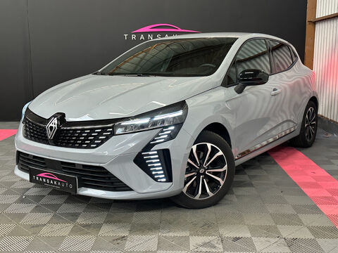 Renault Clio V Clio E-Tech full hybrid 145 Techno 2024 occasion Angers 49100