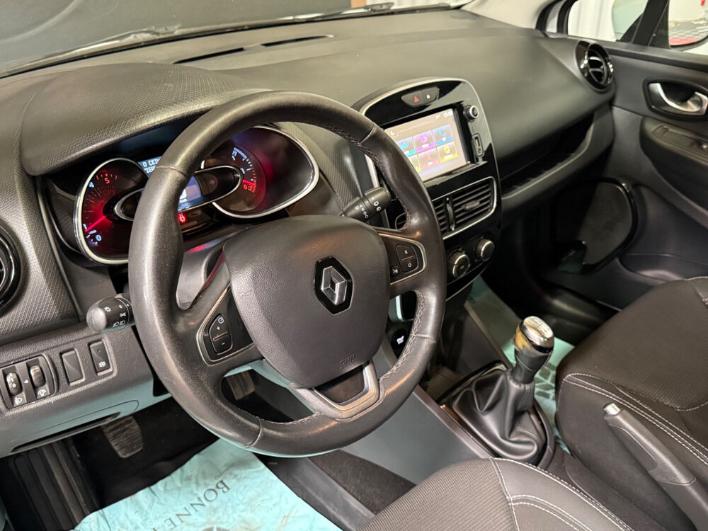 Clio IV dCi 75 eco2 Intens 2016 occasion 49100 Angers