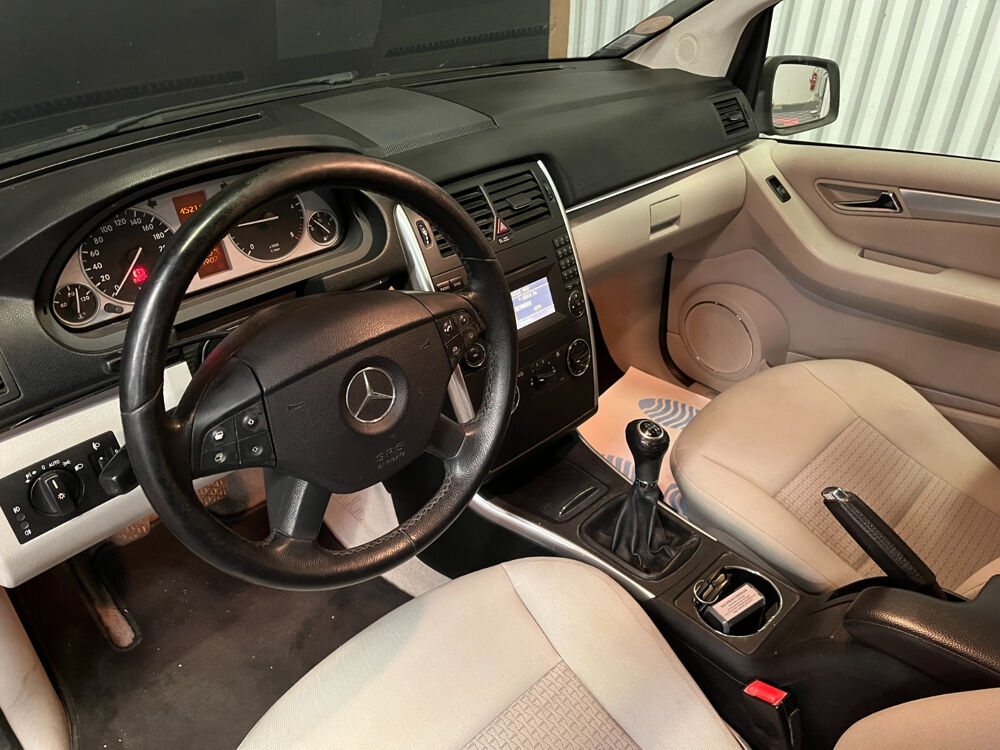 Classe B 180 CDI FAP Design Contact+ 2009 occasion 49100 Angers