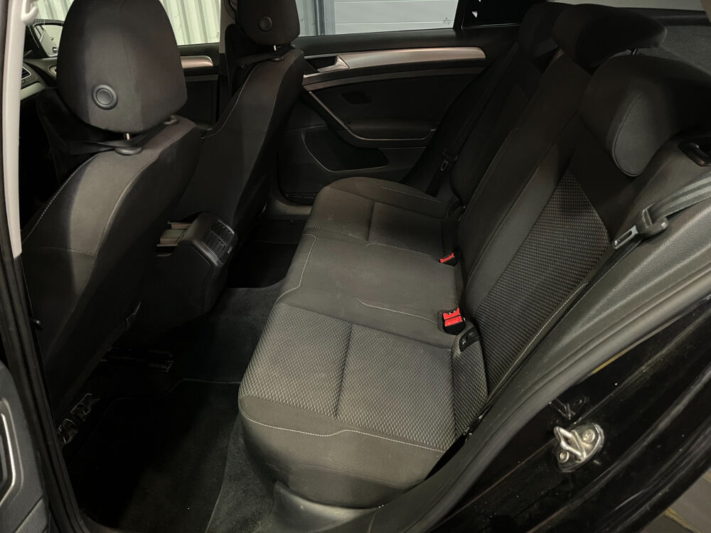 Golf 1.6 TDI 115 BlueMotion Technology FAP Confortline 2018 occasion 49100 Angers