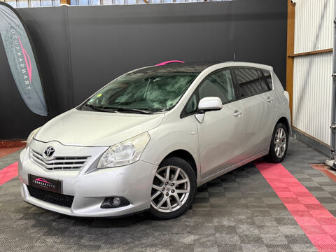 Toyota Verso 126 D-4D 5pl Lounge 2010 occasion Angers 49100
