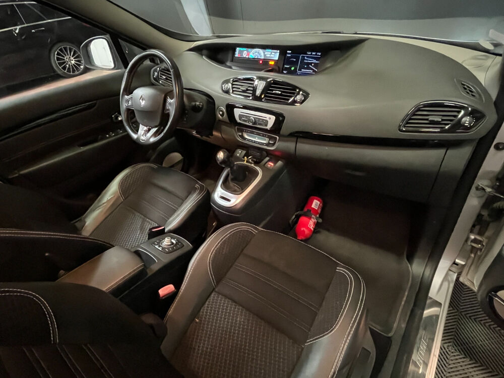 Sc&eacute;nic III Scenic dCi 110 Energy FAP eco2 Bose 2014 occasion 49100 Angers