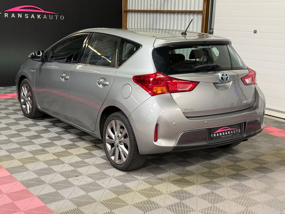 Auris Hybride 136h Business 2013 occasion 49100 Angers
